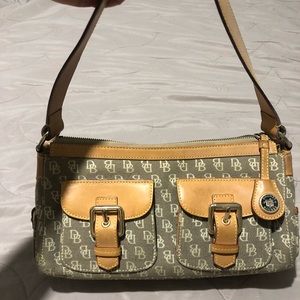 Dooney & Bourke purse